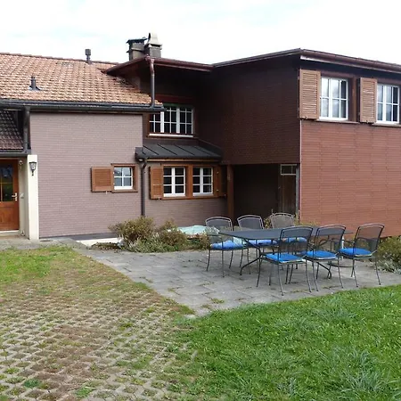 Ferienhaus Wang 公寓 *